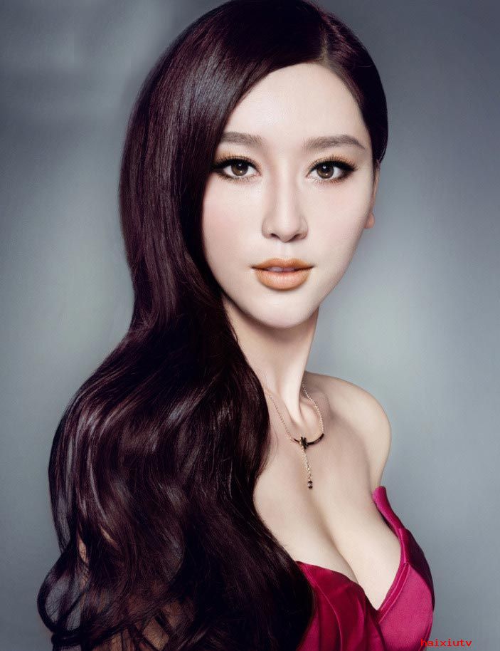 美女主播热舞秀身材火辣3