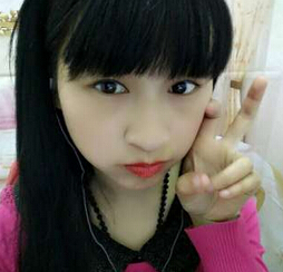 小花美女主播 她在等你