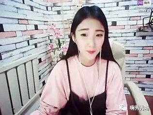来嗨秀陪美女主播听陈奕迅1