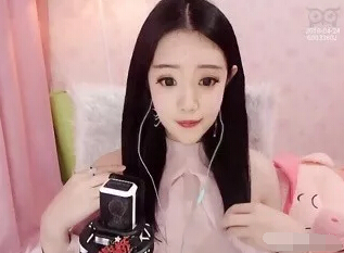 美女主播大变身 从直播中收获力量1