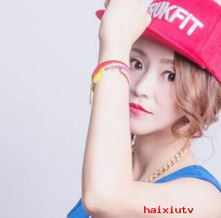 美女直播间视频聊天 美女主播被吐槽胖这样回1