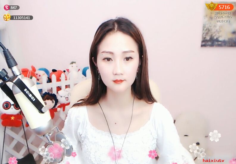 视频直播间美女聊