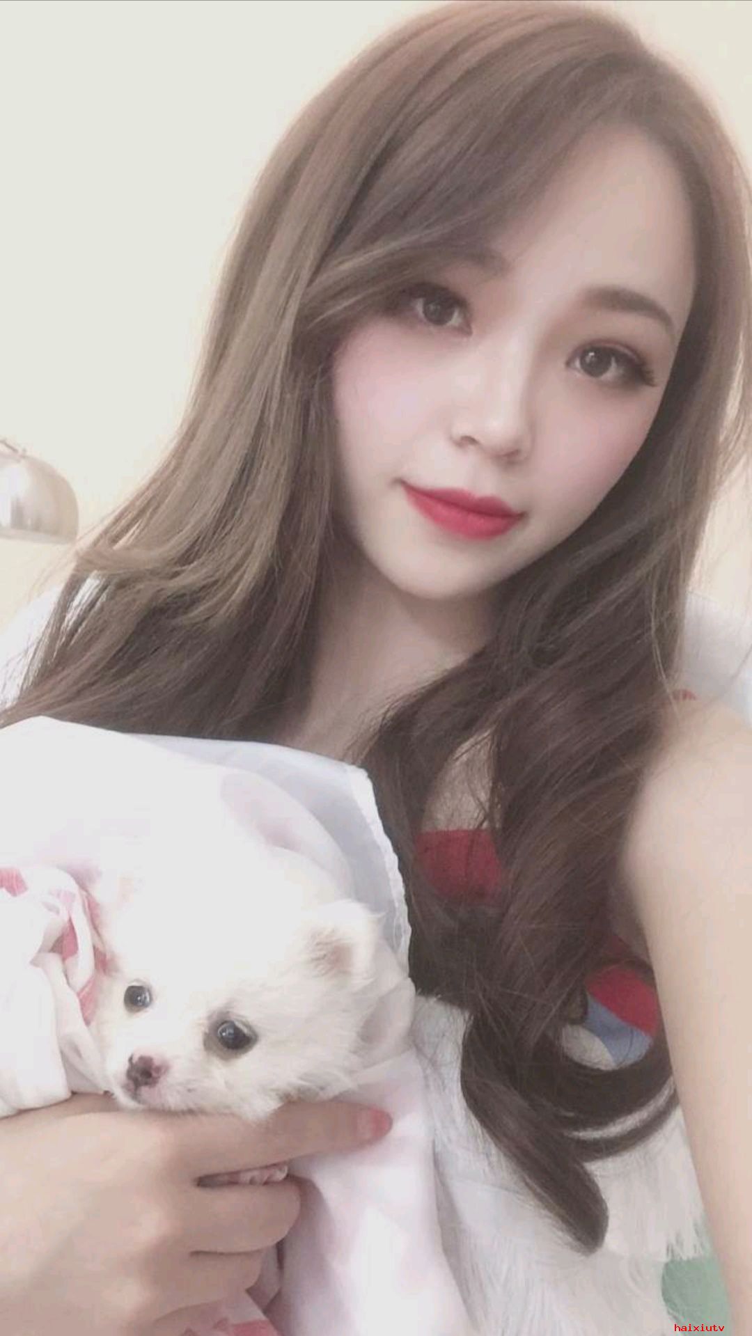 美女直播间视频聊