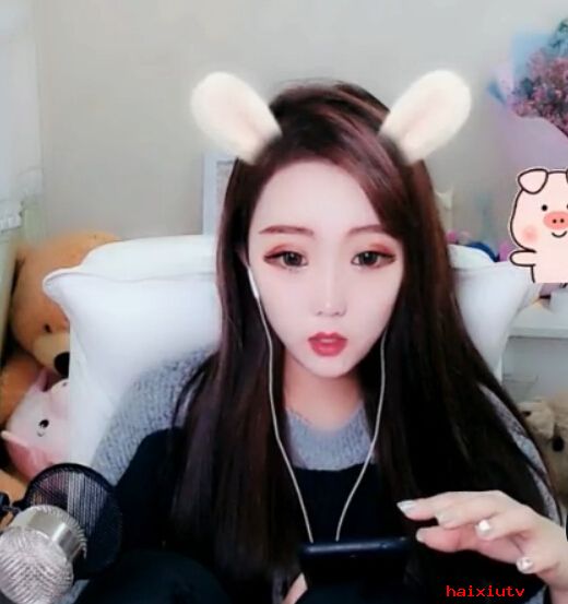 视频秀场 主播可爱月搞笑逗乐不服输1